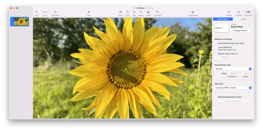 Apple Keynote with a 8K photo