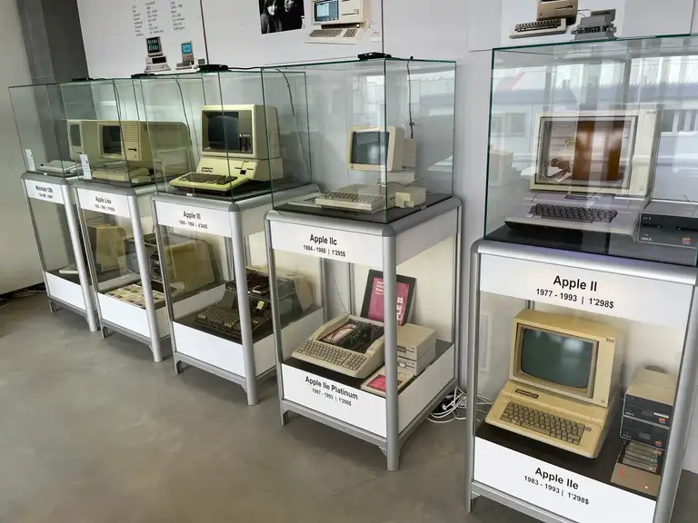 Apple II / Apple II / Apple Lisa